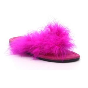 SOLD- BRAND NEW- Furry Sandals